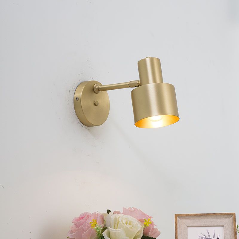 Metal 1-Light Wall Lighting Modern Style Geometric Shape Wall Mounted Light Fixture