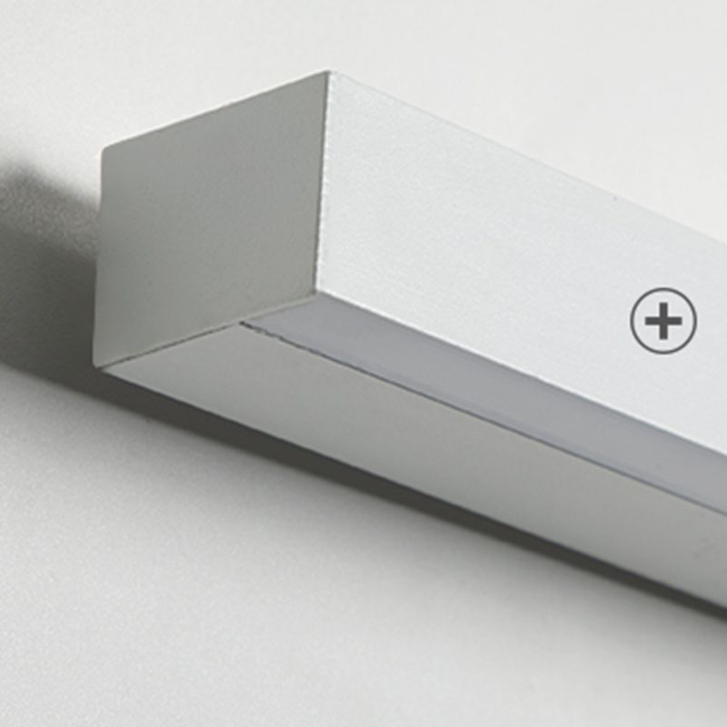 Accoglienza a parete in metallo a forma lineare moderna lampada montata a parete a 1 luci