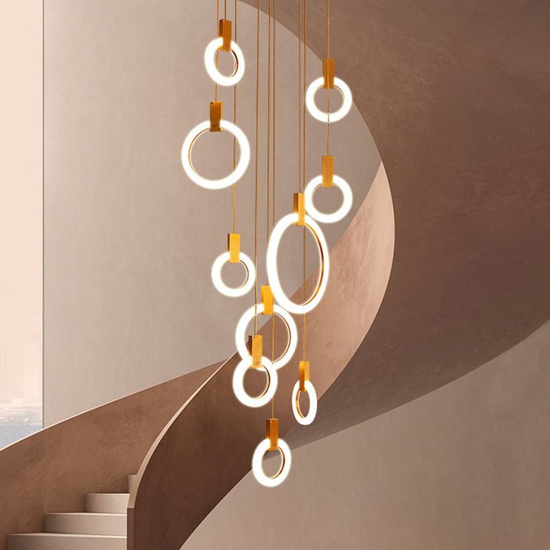 Enclaceur de cercles en bois massif pendentif