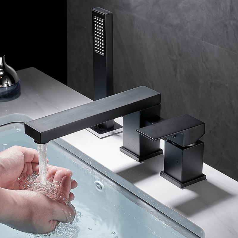 Modern Deck Mounted Metal Freestanding Tub Filler Low Arc Freestanding Faucet with Hose