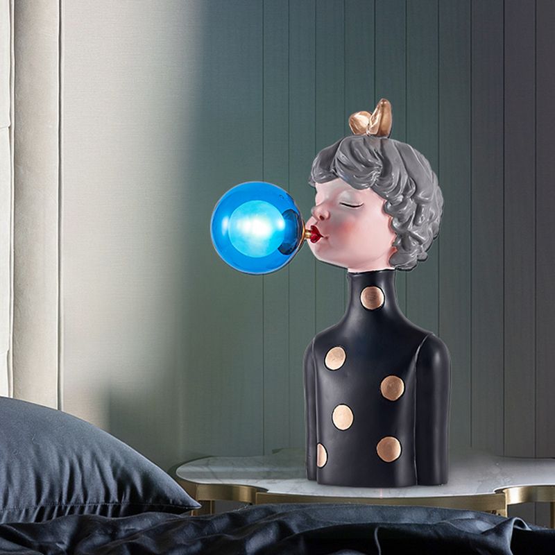 Blasen Bubble Girl Harz Schreibtisch Leichte Cartoon 1 Glühbirne Schwarze Nachtlampe mit klarem/blau/grünem Glasschatten