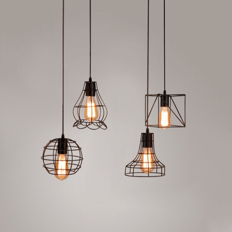 Einfache 1-Licht-Anhänger Licht, Metallkäfig Schatten Anhängerlampe in Schwarz für das Restaurant
