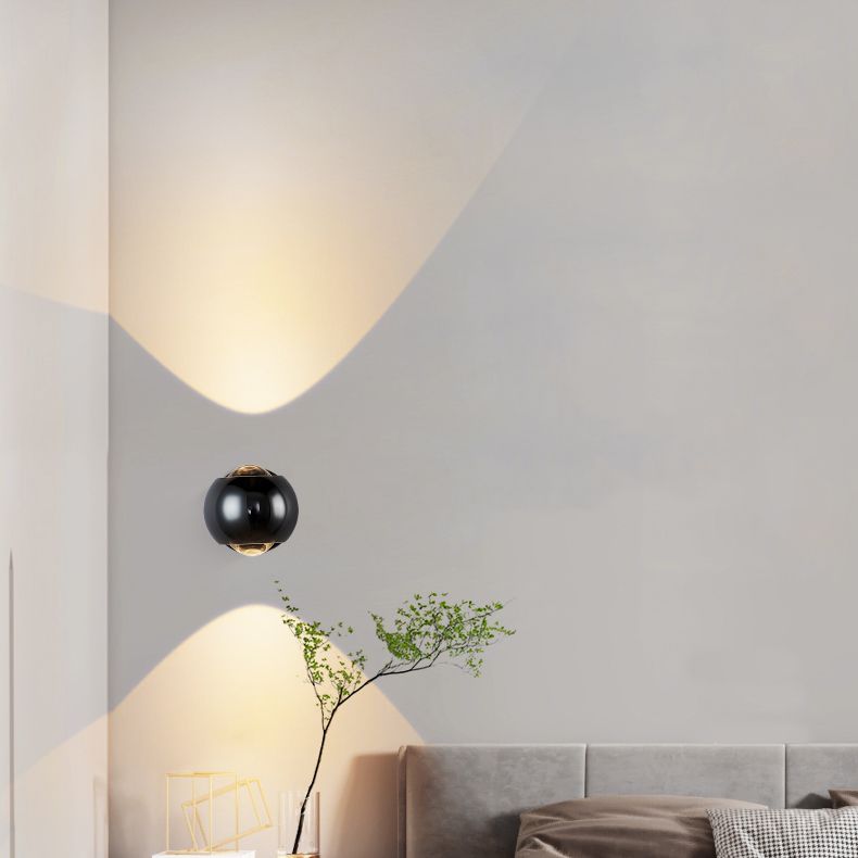 Kugelform Metallwandbeleuchtung moderner Stil 2 Leuchten Wandmontierte Beleuchtung