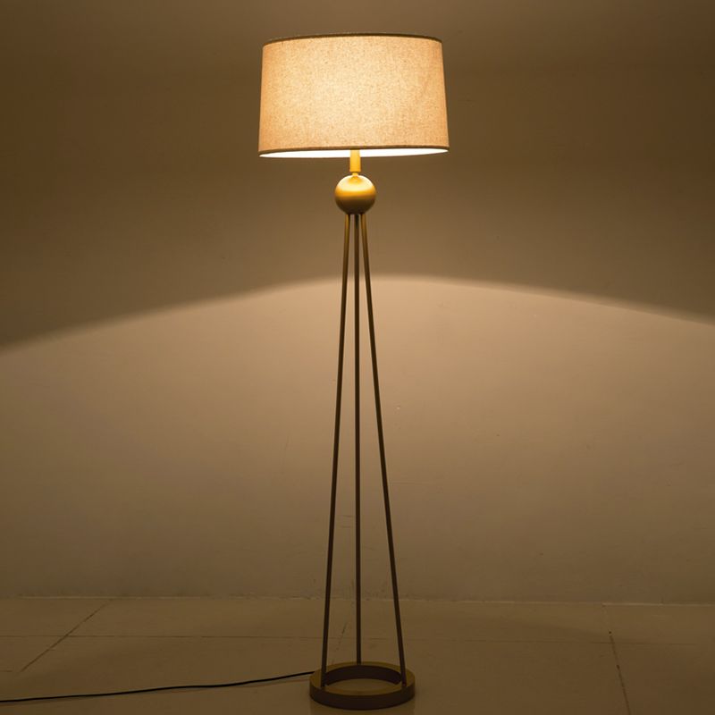 1-Light Living Room Stand Up Lamp Modernist White/Black/Flaxen Tripod Floor Lamp with Drum Fabric Shade