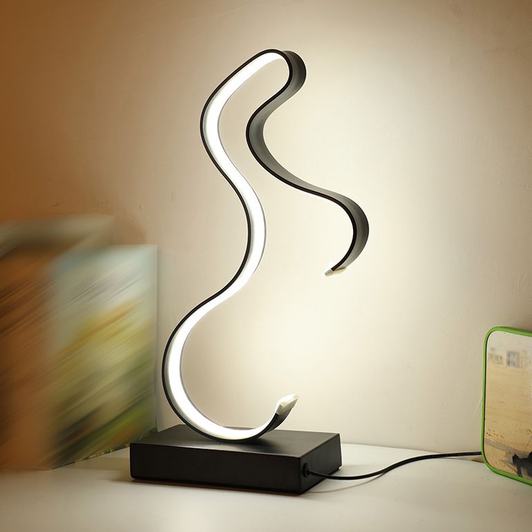 Eenvoudstijl tafel licht metalen slaapkamer led nachttafel lamp