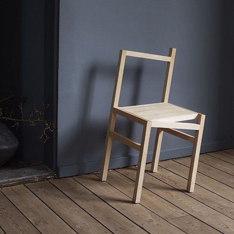 Modern Simple Side Chair Wooden Base Side Dining Chair for Dining Room