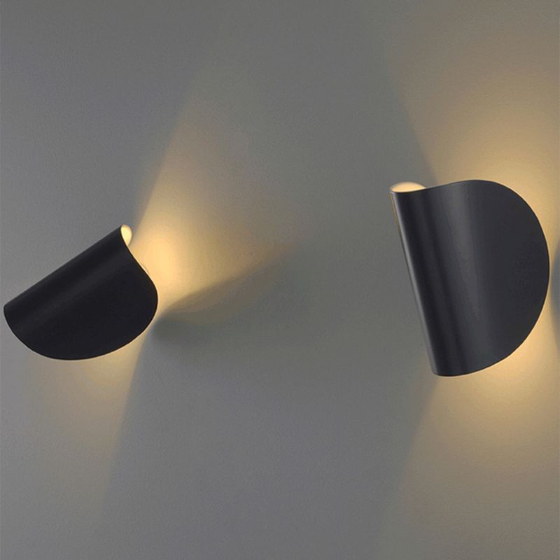 Modern Simple Iron Wall Light Arc Shape LED Rotatable Wall Lamp for Living Room