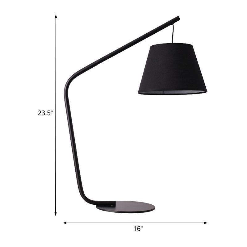 Lampada da tavolo moderna in tessuto conico con 1 lampadina da comodino in nero con braccio curvo per camera da letto