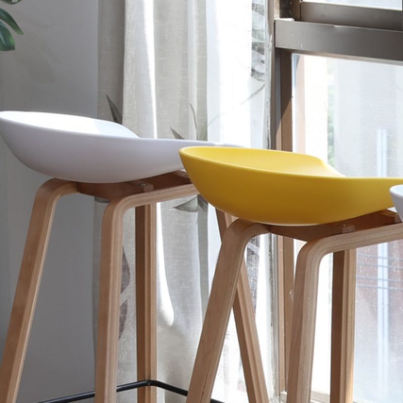 Taburete de bar sin brazos con respaldo moderno, taburete de bar de madera para el hogar con asiento de plástico