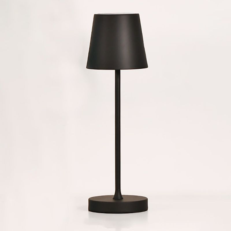 Moderne Stilkegelform Table Beleuchtung Metall 1 Leuchttischlampe für Bett