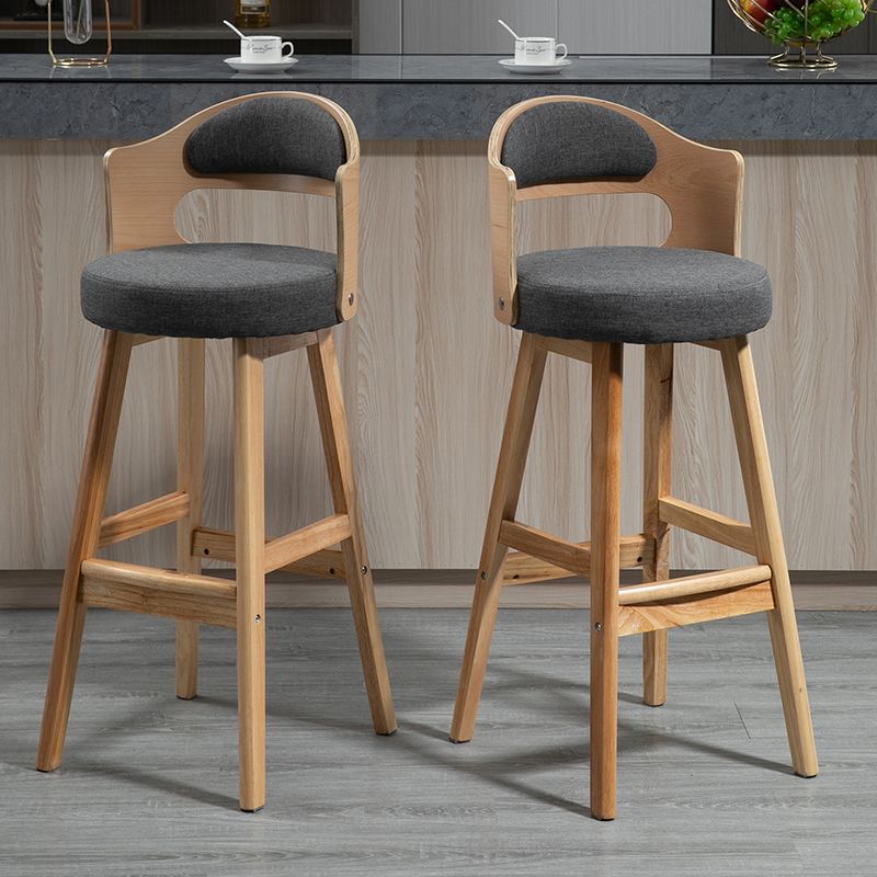 Taburetes de bar de madera industriales para interiores de cuero con asiento redondo
