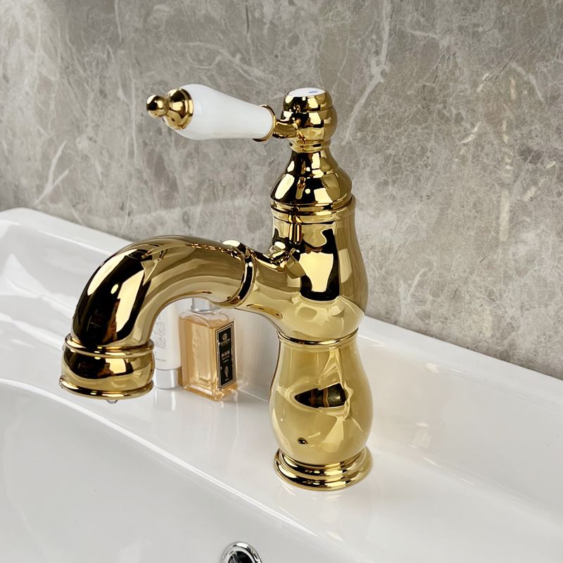 Traditional Wide Spread Bathroom Faucet Lever Handles Centerset Lavatory Faucet