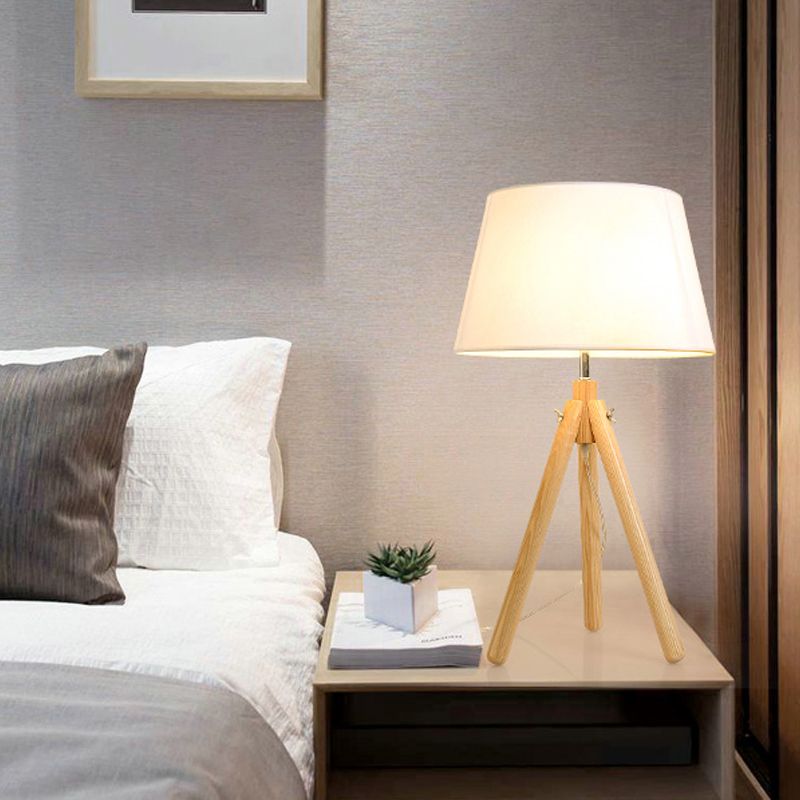 1 tête de salle à manger lampe de bureau gris / blanc / lin de table de lin moderne avec une large teinte en tissu poussée