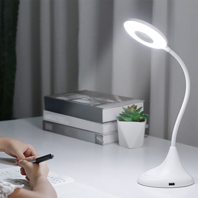 Blau/rosa/weiß kreisförmiger Schreibtischlampe moderne Kunststoff -LED -Touchempfindlichkeit Leslicht für Bett
