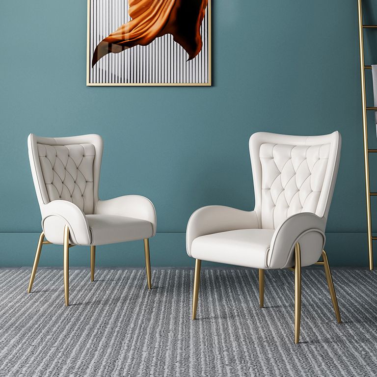 Noordse stijl metalen eetkamerstoelen Tufted Parsons armstoel voor restaurant
