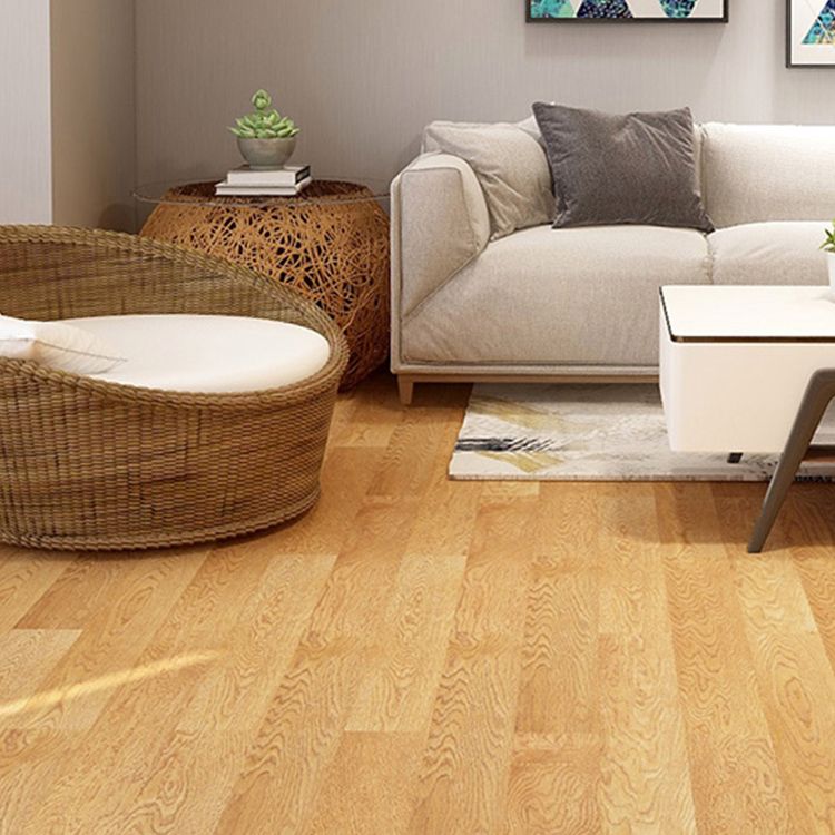 Contemporary Oak Laminate Flooring Scratch Resistant in Flaxen Spalted