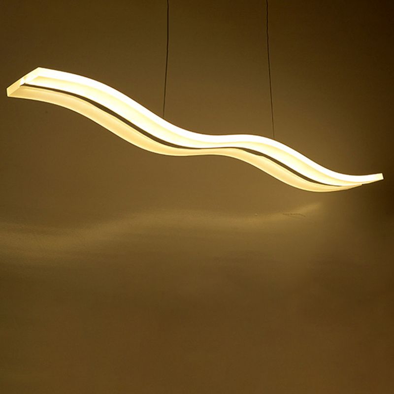 Lumière en île à LED blanche en acrylique dans le pendentif linéaire en acier inoxydable moderne en acier inoxydable