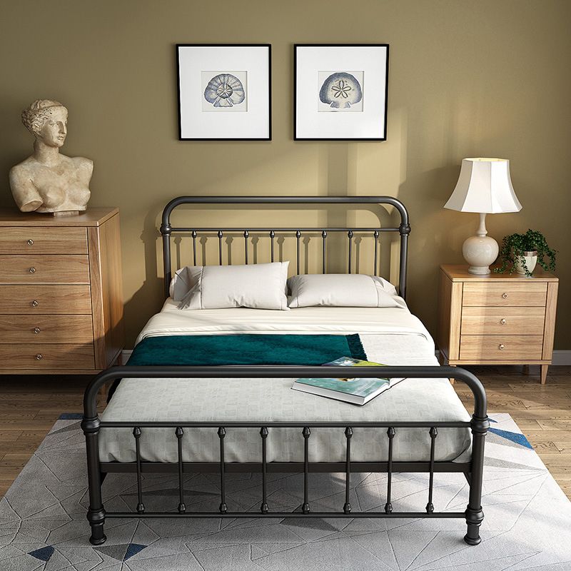 Industrial Iron Bed with Rectangle Headboard and Metal Legs in Black