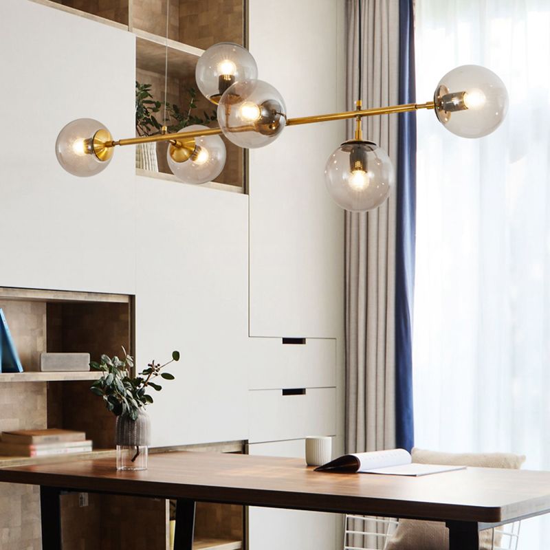 Salle à manger Island Light Nordic Style Gold Island Éclairage avec une teinte en verre sphérique