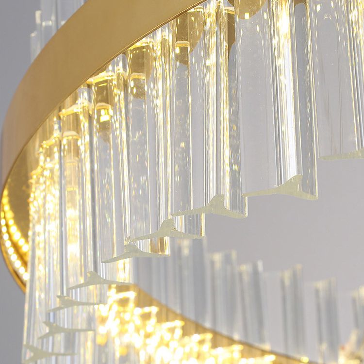 Lampada a sospensione rotonda in stile lussuoso leggero.