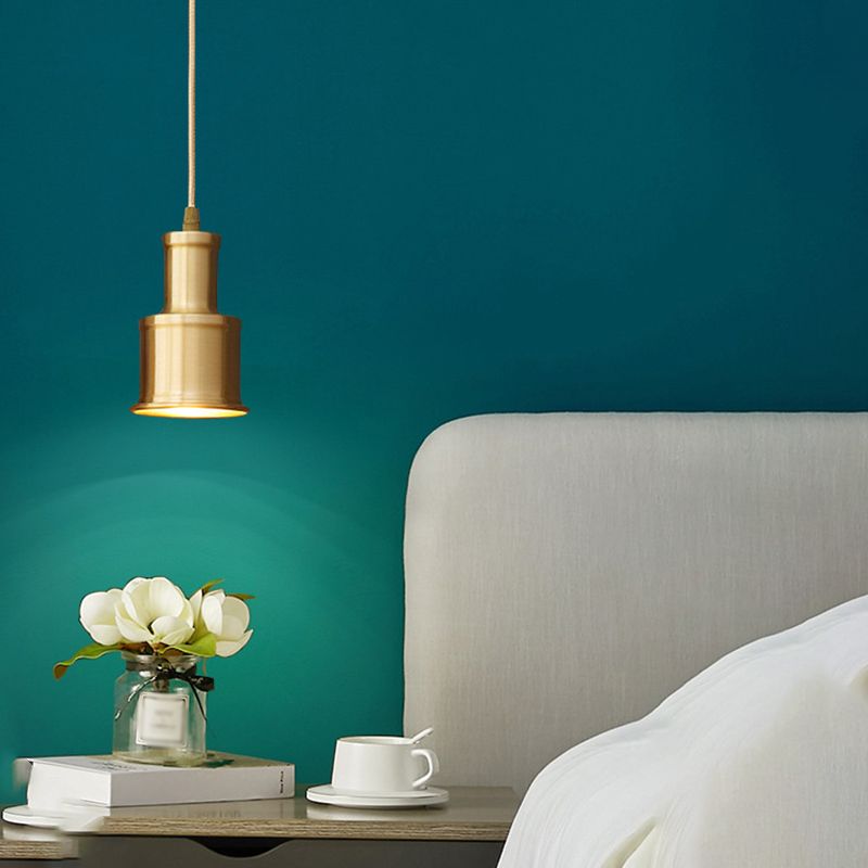 Metal Cylindrical Down Lighting Pendant Nordic Style Pendant Light Fixture in Gold