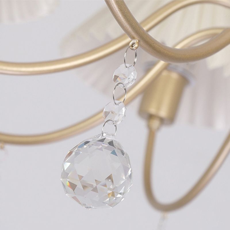 Éclairage de lustre à plusieurs têtes Lument de suspension de cône traditionnelle avec une teinte en tissu