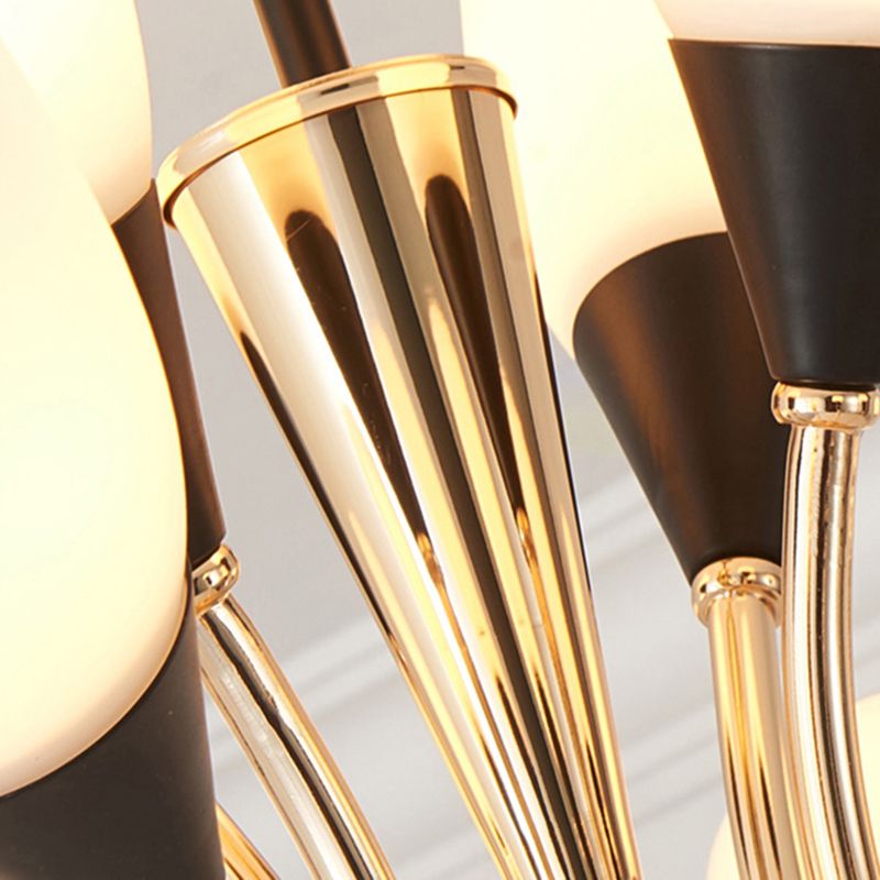 Gold 12 lumières lustre luminaire luminaire traditionnel en verre blanc ovale lampe à lampe à teinte avec conception de Spoutnik