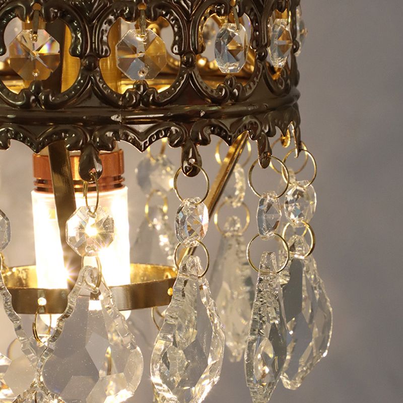 Iluminación de pared de metal Lámpara de pared de cristal posmoderna para dormitorio de sala de estar