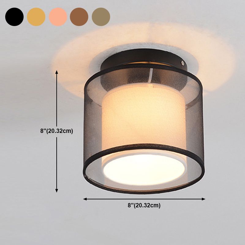 Traditionelle geometrische halbspüchen Deckenleuchte in der Nähe des Deckenlichts