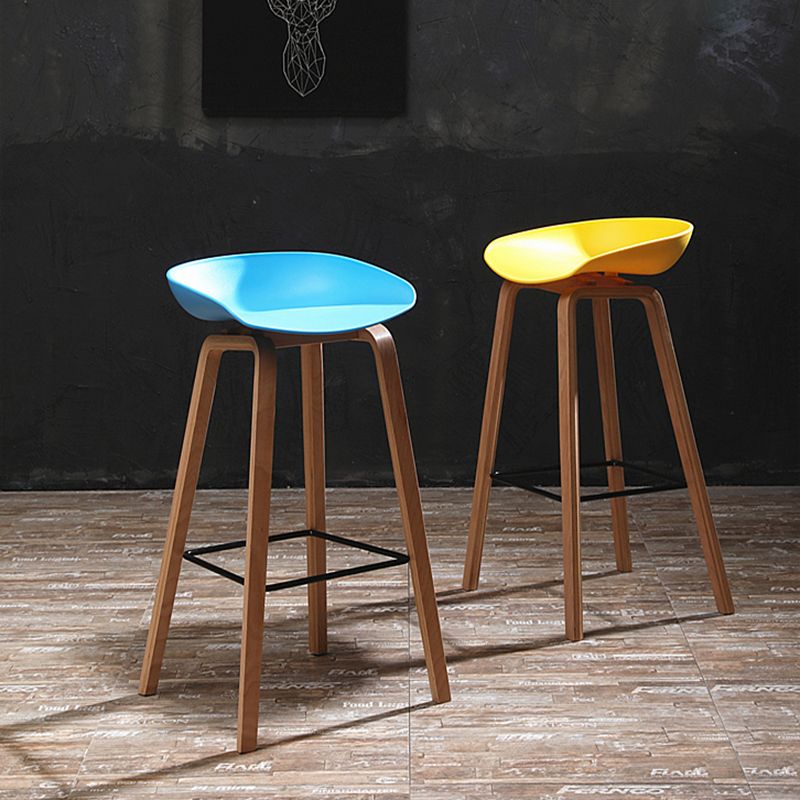 Taburete de bar sin brazos con respaldo moderno, taburete de bar de madera para el hogar con asiento de plástico