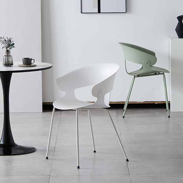 Sillón de comedor de metal industrial, sillas de comedor de plástico para uso en restaurantes
