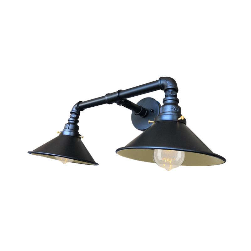 Accumulo a parete a 2 teste Farmhouse soggiorno con tonalità metallica in nero