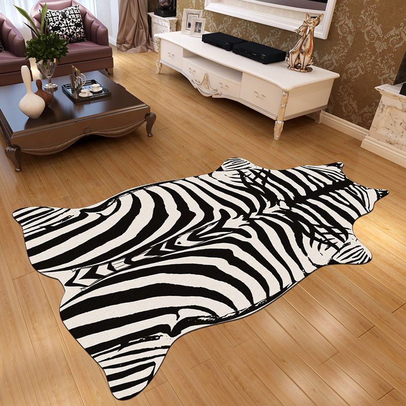 Irregular Shape Animal Skin Rug Multi-Color Nordic Area Rug Polyster Non-Slip Machine Washable Carpet for Living Room