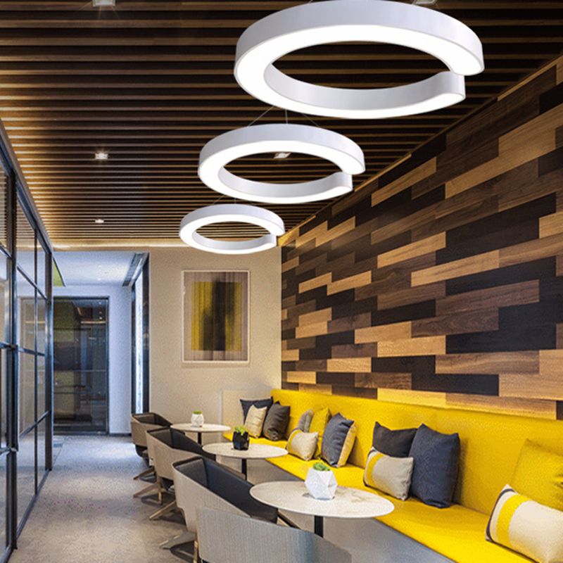 Minimalistische C -förmige hängende Beleuchtung Acryl Office LED Commercial Pendelleuchte Leuchte