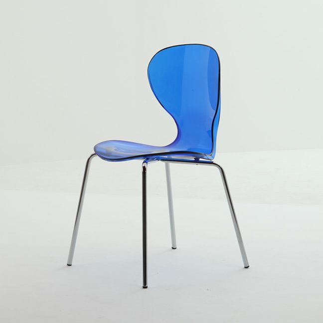 Chaise latérale arrière solide en plastique moderne 33" H dinant la chaise avec 4 jambes pour le restaurant