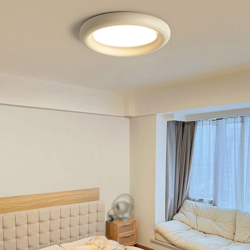 Modern Style Ceiling Light LED Ceiling Mount Lamp with Acrylic Shade for Bedroom