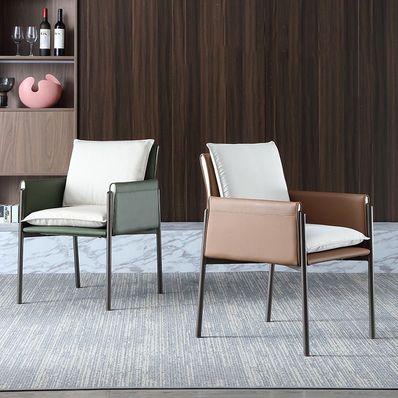 Silla curvada de cuero contemporánea y sillón de tela Parsons para el hogar