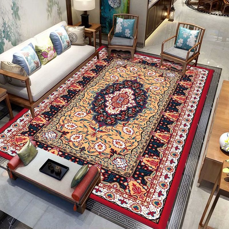 Fancy Red Area Rug Medallion Print Polyester Area Carpet Stain Resistant Rug for Home Decor