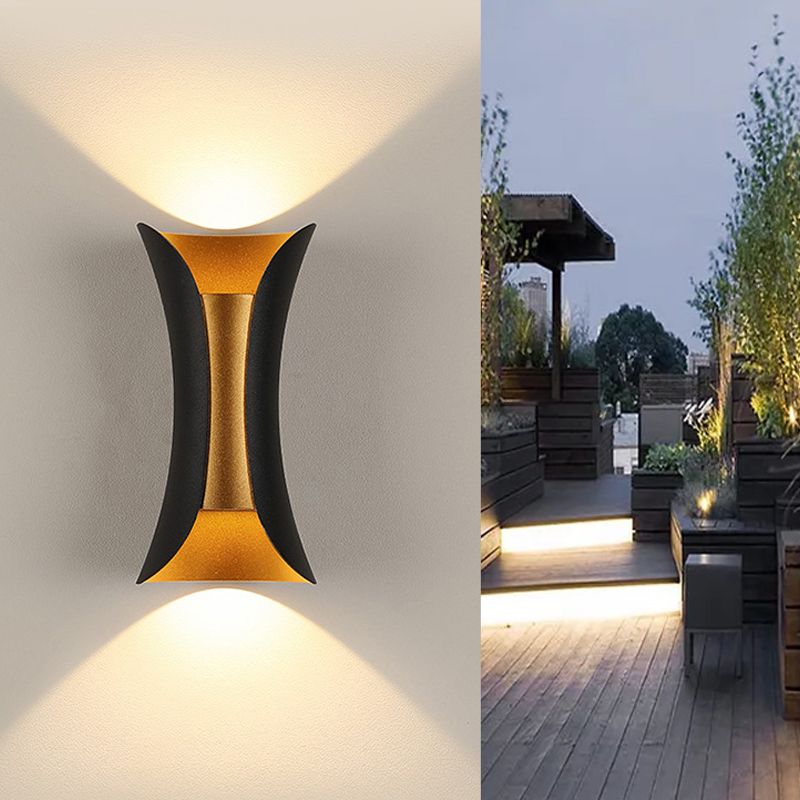 Geometrische Form Metall Wandleuchte moderne Stil 2 Lichter Wandhalterung Licht in Schwarz