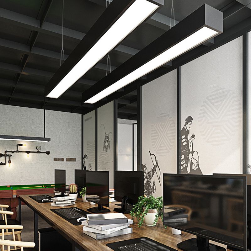 Lampes suspendues modernes linéaires, luminaires d'éclairage pendentif à LED noir pour le bureau