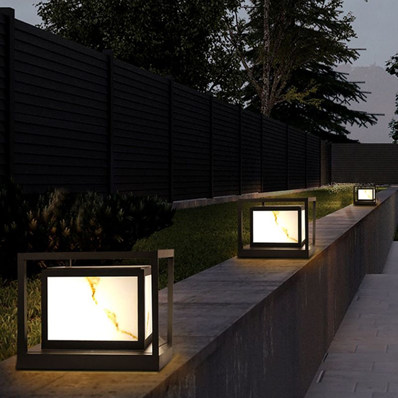 Contemporary LED Pillar Light Minimalist Solar Lighting Fixture for Backyard