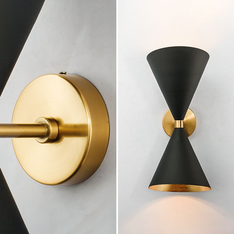 2-Light Contemporary Black Unique Shape Metal Bathroom Vanity Light