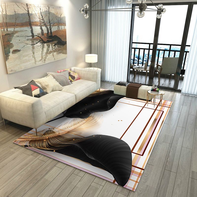 Black Modern Rug Polyester Polyester Feather Rug Stain Resistant Rug for Living Room