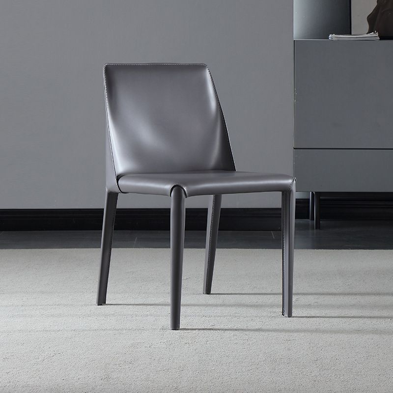 Chaises de salle à manger style contemporain Chaises de cuisine sans accoudoirs avec pieds en métal