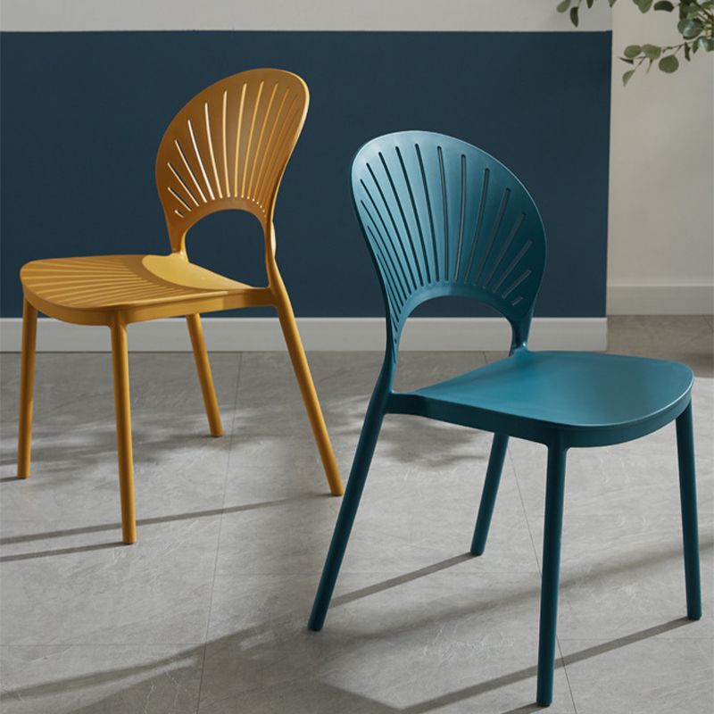 Silla de comedor escandinava de plástico, silla lateral con respaldo abierto para cocina
