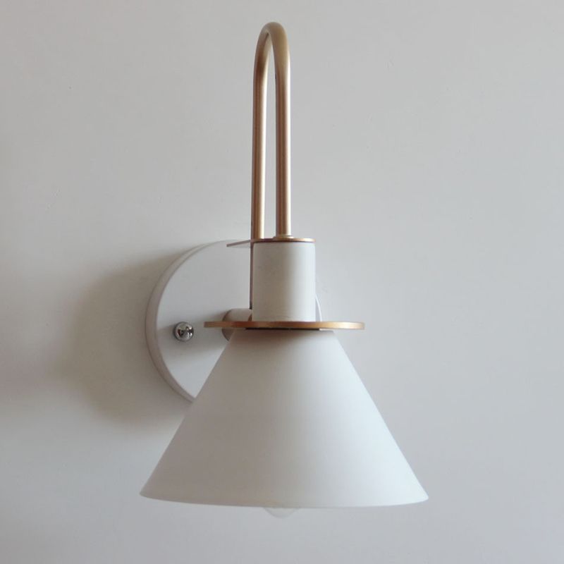 Flared Wall Sconce Lighting Modern Style Metal 1 Head Wall Mounted Light Fixture