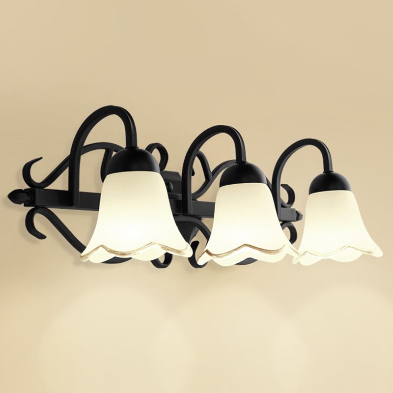 Traditional Style Shaded Wall Mounted Lighting Glass Wall Mounted Light in Black