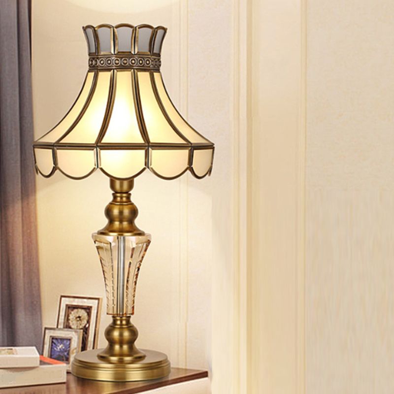 American Brass Table Lamp Flower Shape Table Light with Glass for Bedroom