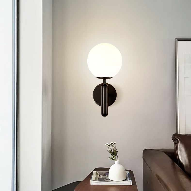 Lampe murale en aluminium à 1 lumière dans le globe de verre créatif moderne Appiculture murale pour la chambre à coucher