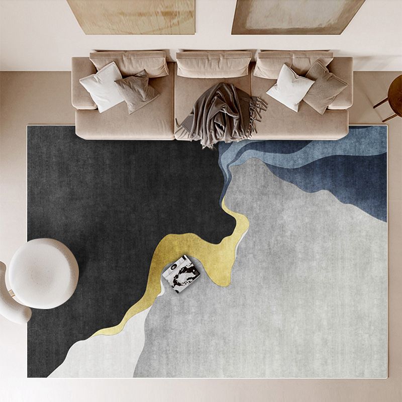 Gold Contemporary Rug Polyester Graphic Rug Stain Resistant Rug for Home Decor